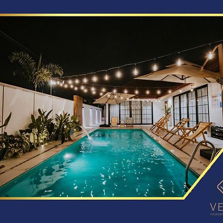 Ipoh Tiga Private Pool Villa 5B3B By Verve Екстер'єр фото